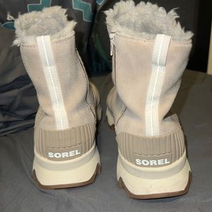 Sorel kinetics booties